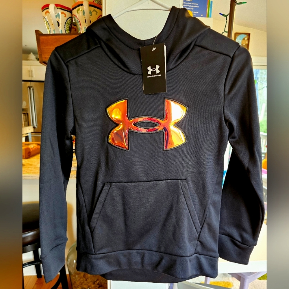 NWT Black Under Armour fleece Rival hoodie with iridescent logo